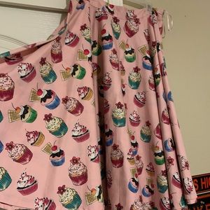 Lindy bop skirt in cupcake print